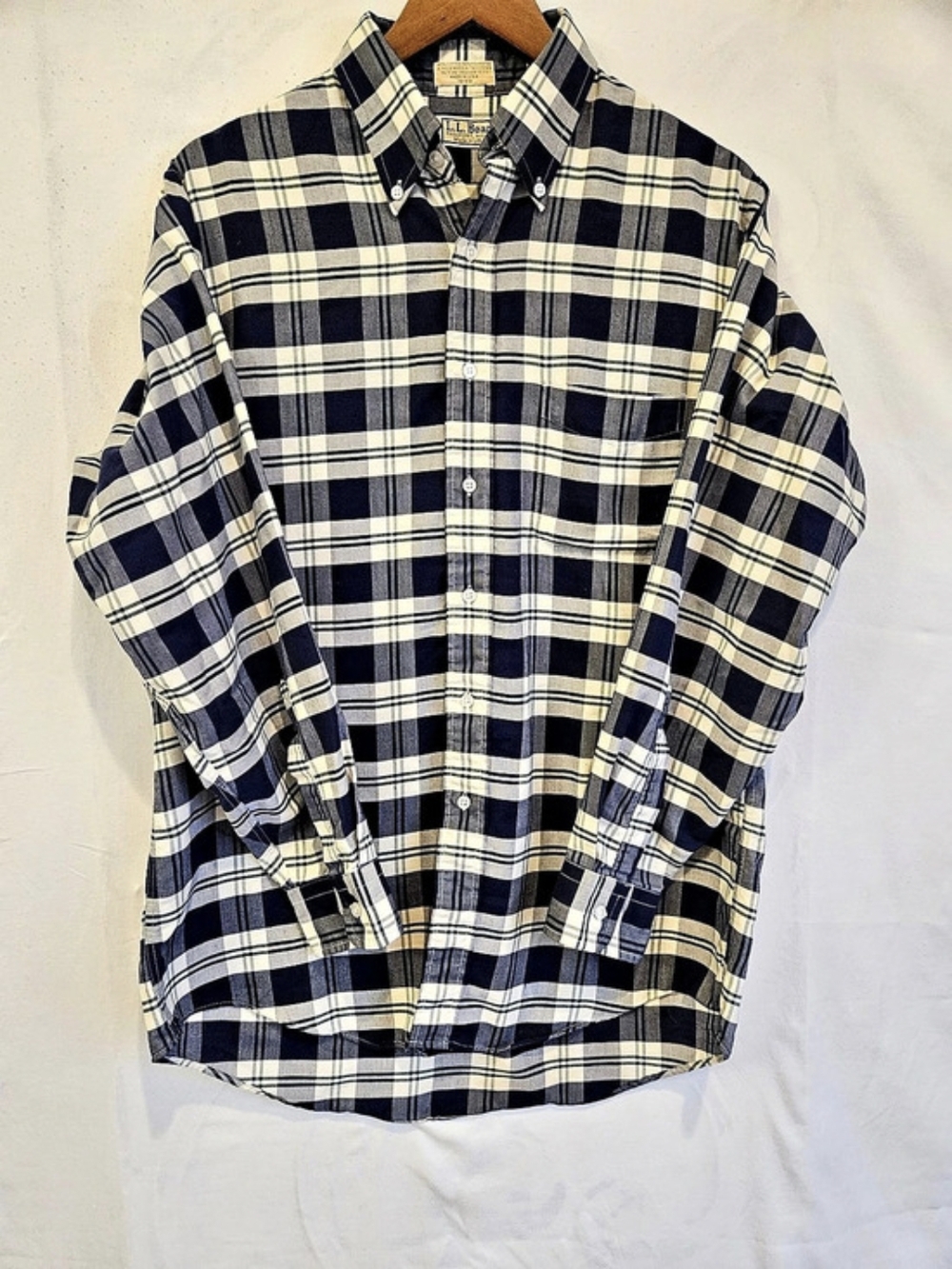 L.L.Bean Vintage Single Needle Tailoring Plaid Button-Down Shirt Medium